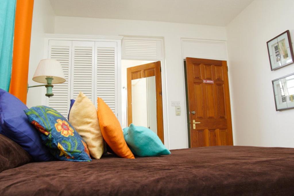 Castle Comfort Lodge Розо Екстер'єр фото